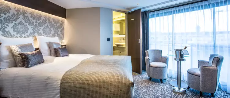 Interior of double bedroom aboard the Thomas Hardy ship